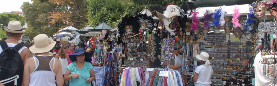 Too much Tourist Shit in Venice